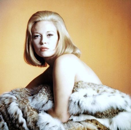 Faye Dunaway